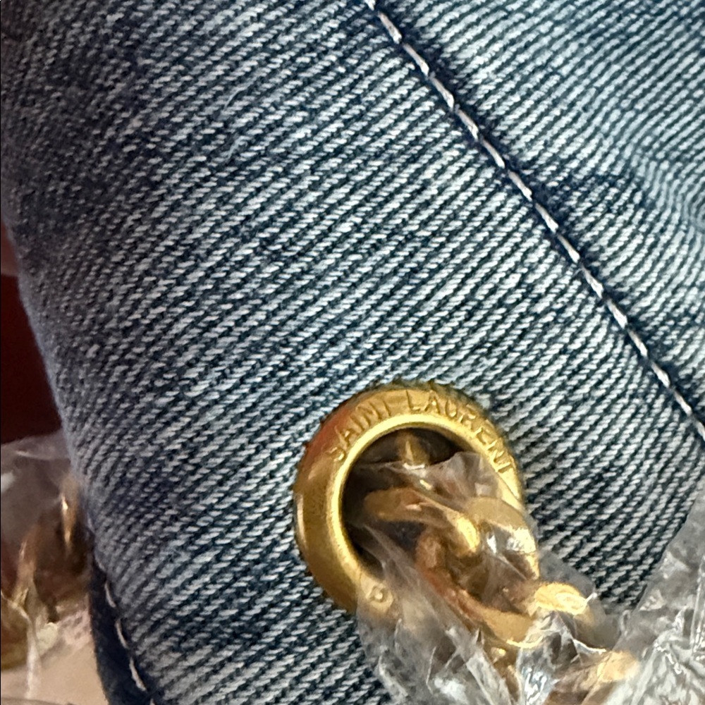 Denim Quilted Chain Crossbody Bag Gold Hardware Trendy Chic - Picture 8 of 9